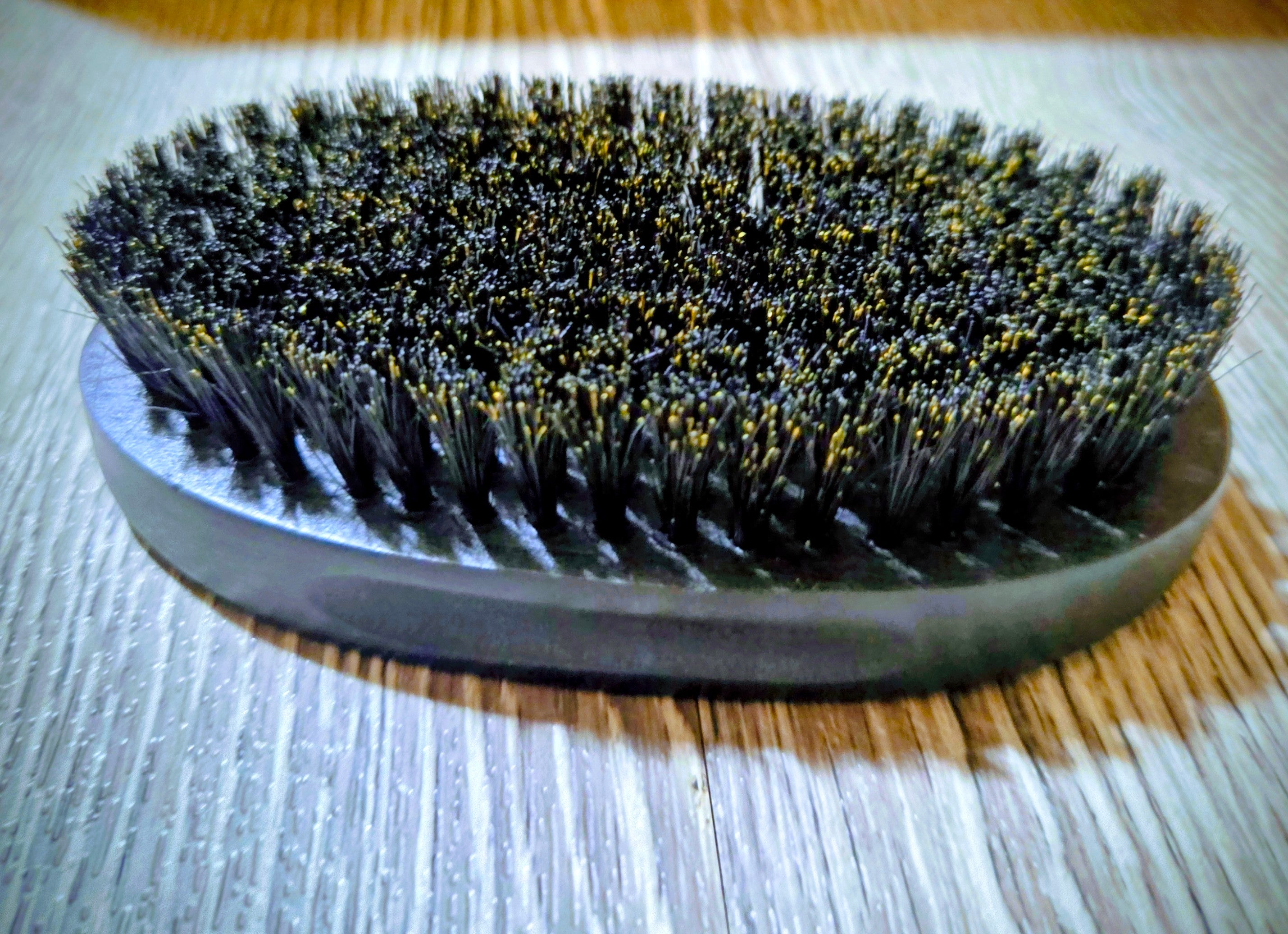 Switchyard Workhorse – Medium Boar Bristle Beard Brush